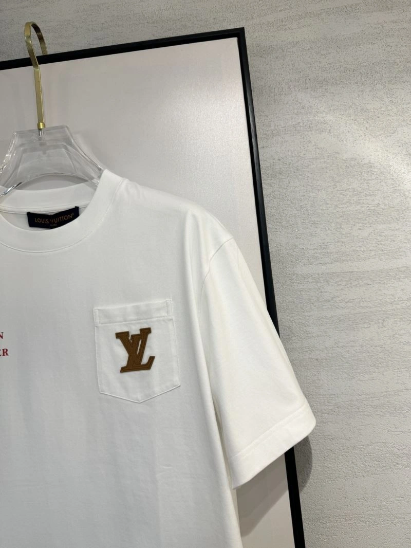 Stretchable Louis Vuitton T-Shirts 134749