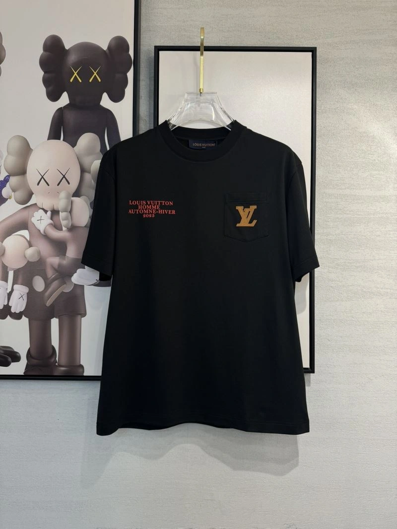 Louis Vuitton T-Shirts WrinkleFree 134748