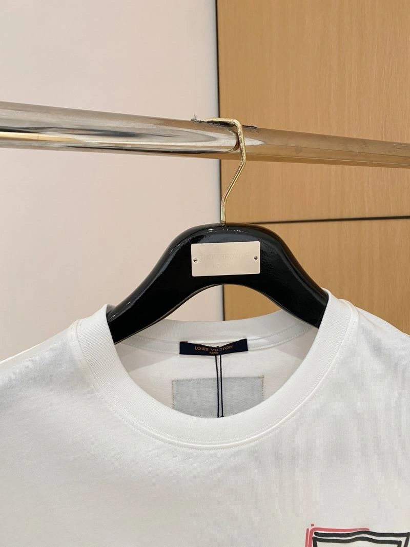 Durable Louis Vuitton T-Shirts 134788