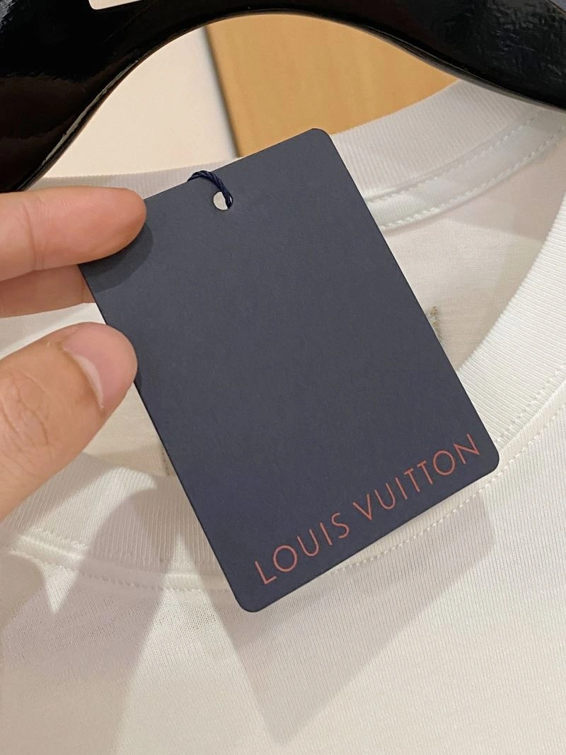 Durable Louis Vuitton T-Shirts 134788
