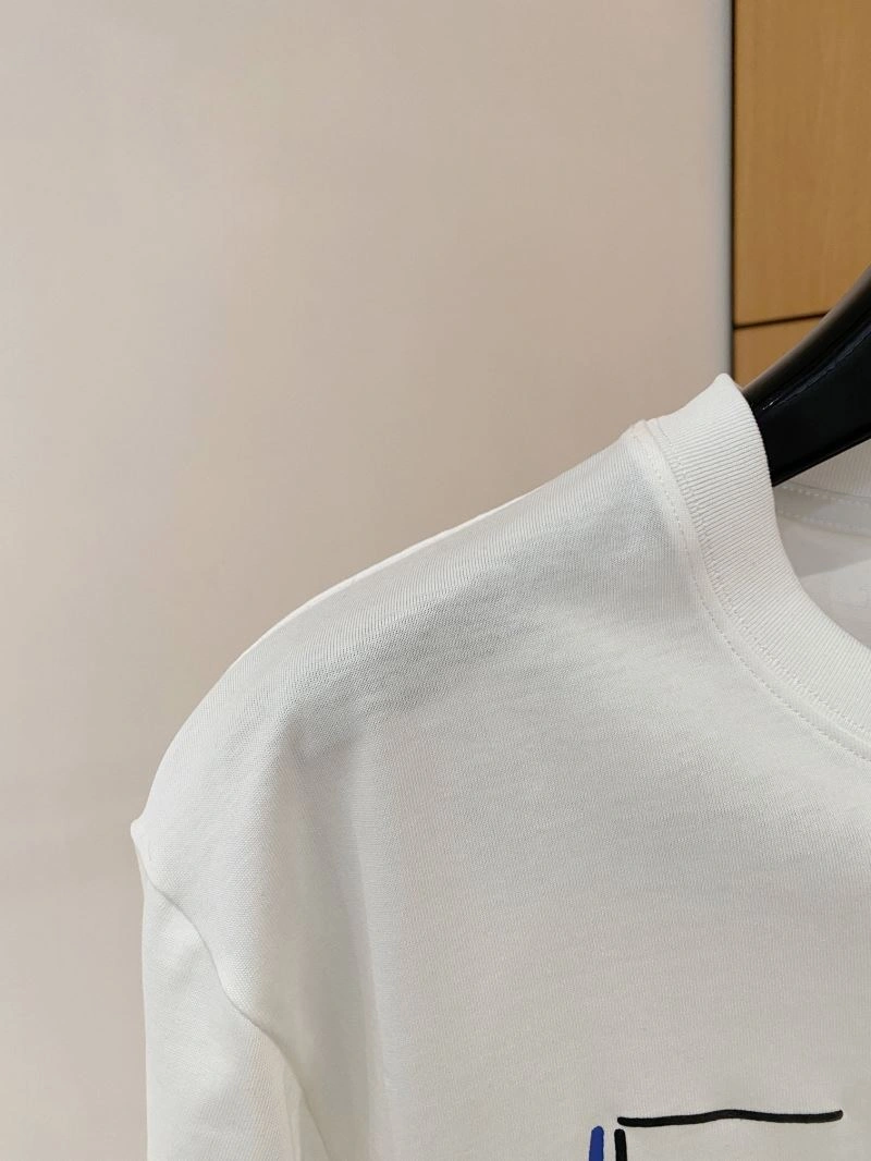 Durable Louis Vuitton T-Shirts 134788