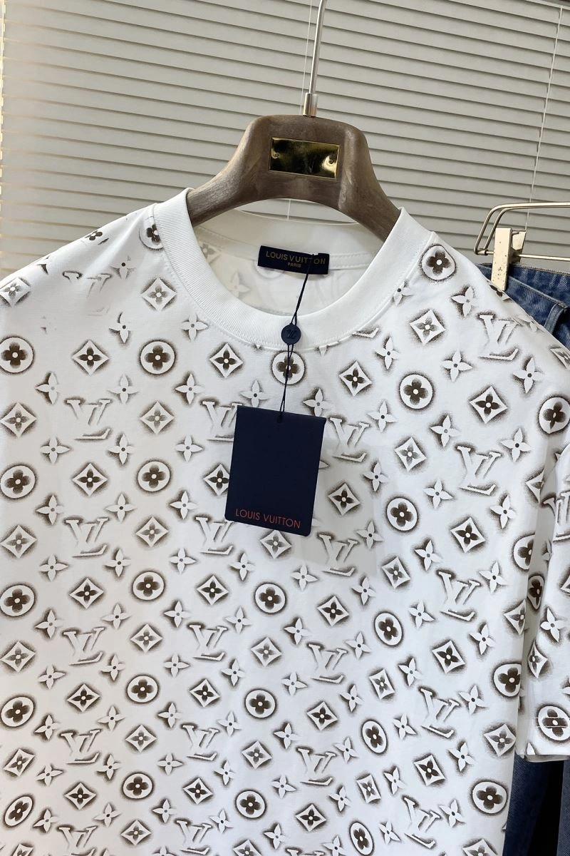 Colorful Louis Vuitton T-Shirts 134717