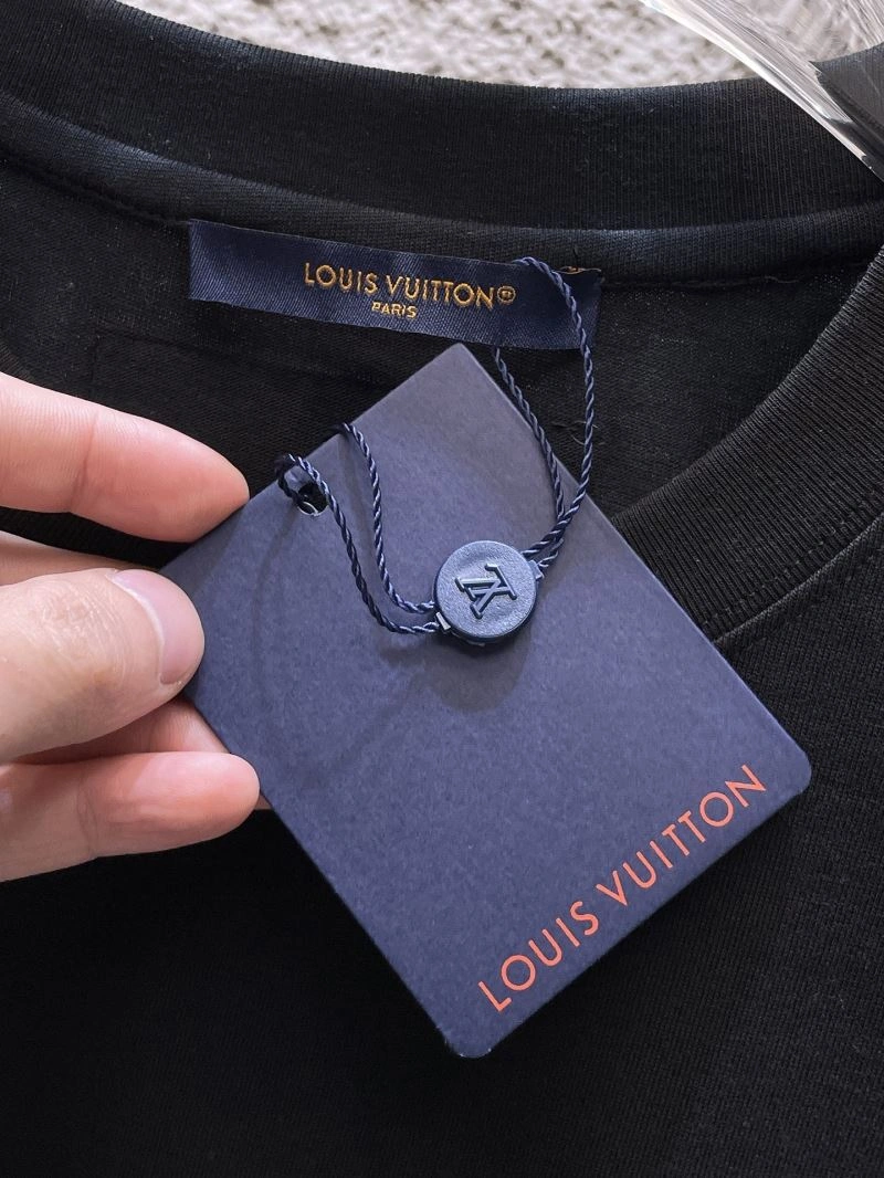 Louis Vuitton T-Shirts Functional 134726