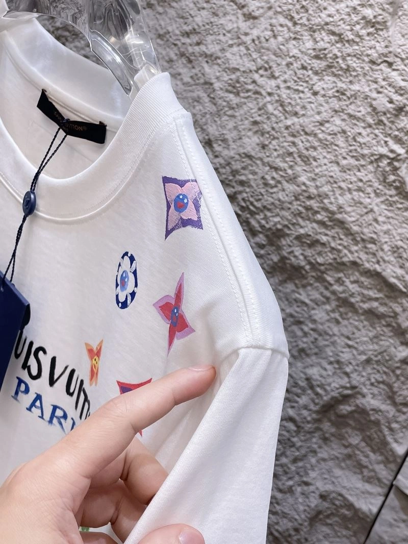 FashionForward Louis Vuitton T-Shirts 134737