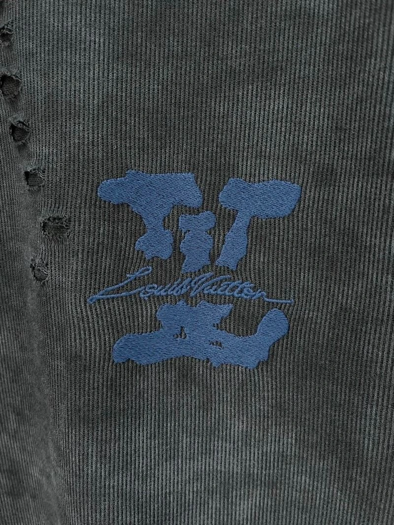 Elegant Louis Vuitton T-Shirts 134728