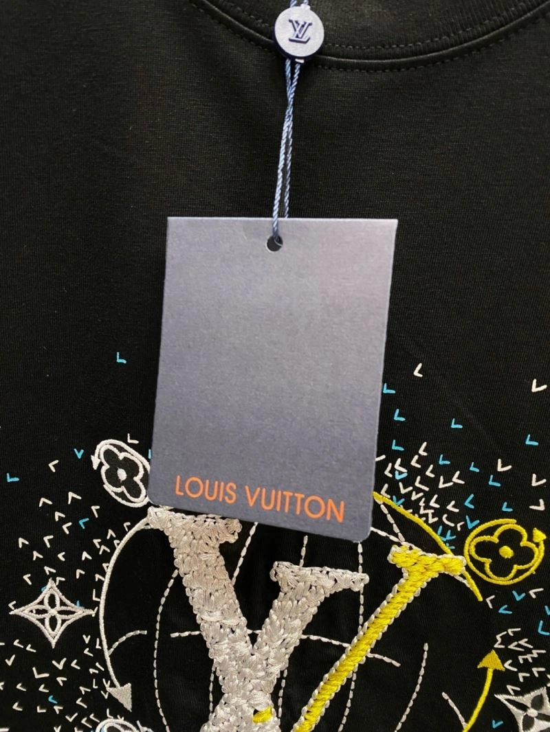 Louis Vuitton T-Shirts TravelReady 134719