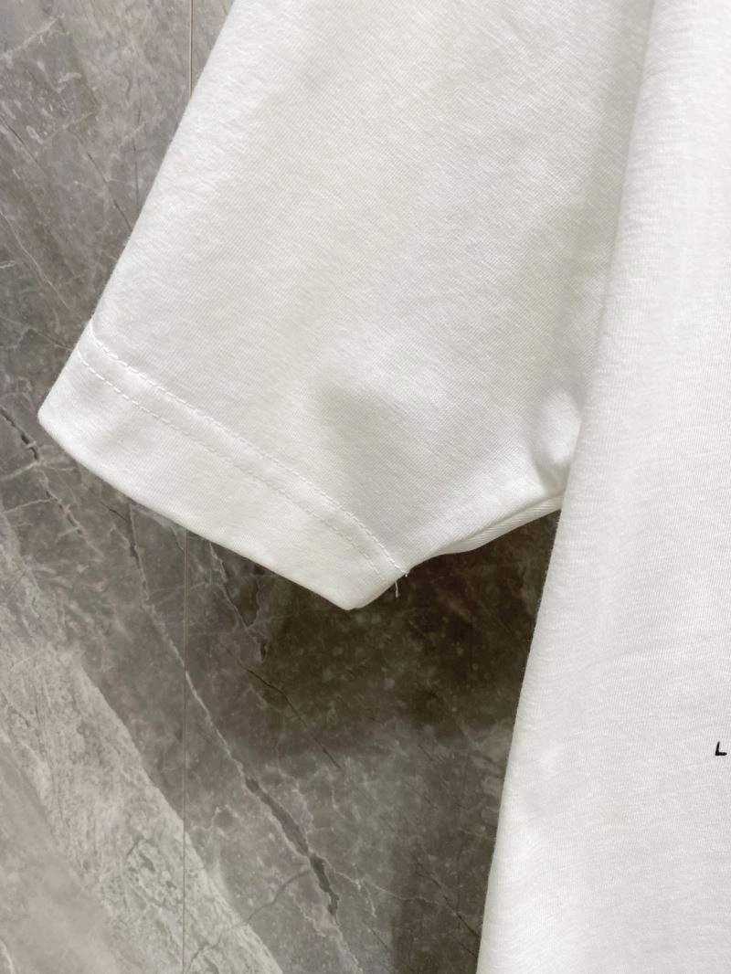 Sophisticated Louis Vuitton T-Shirts 134741