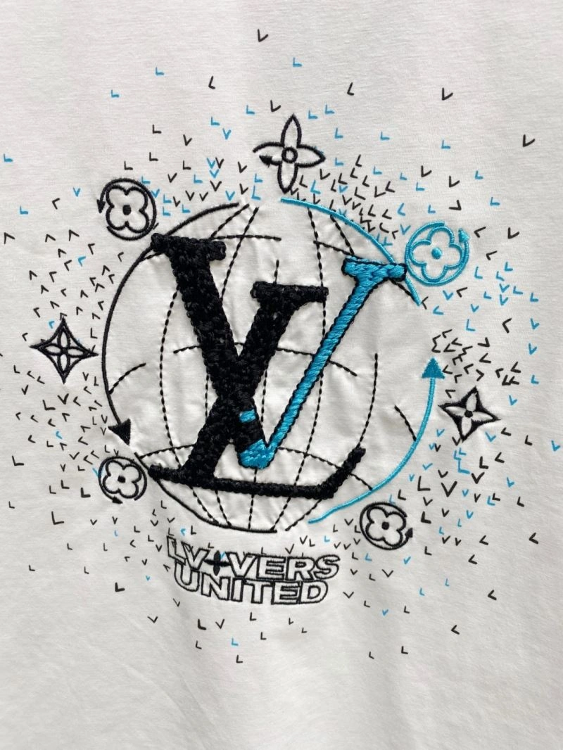Sophisticated Louis Vuitton T-Shirts 134741