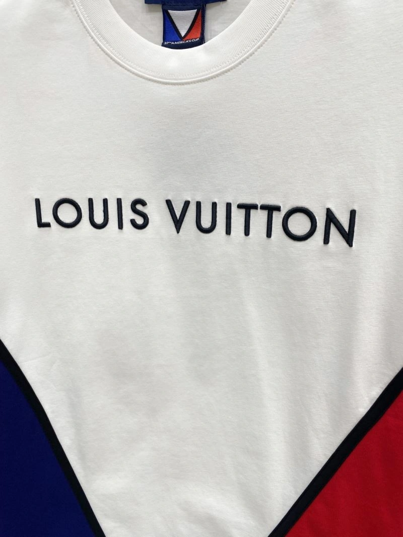 Louis Vuitton T-Shirts Sporty 134722