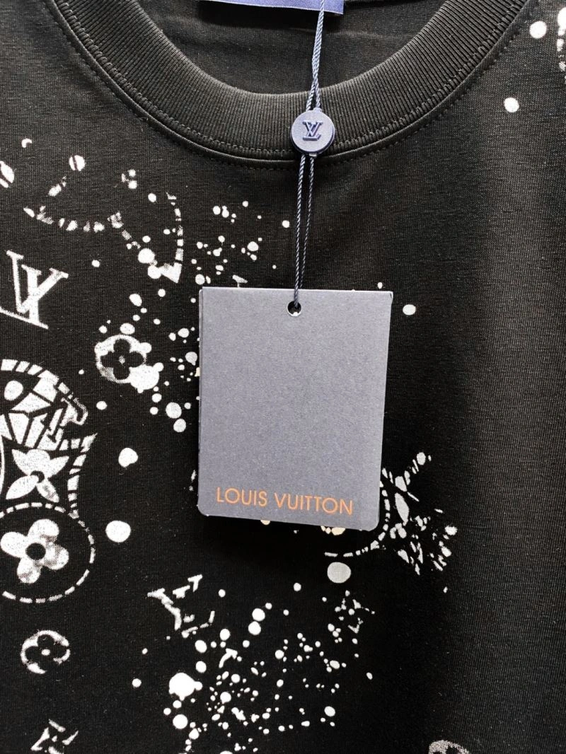 ModernLook Louis Vuitton T-Shirts 134732
