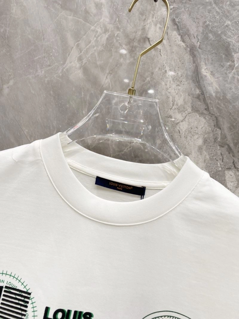 Louis Vuitton T-Shirts UrbanChic 134713