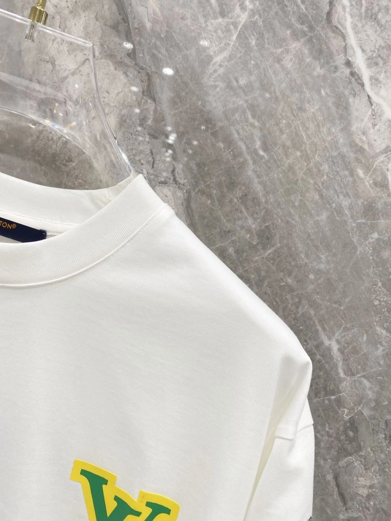 Lightweight Louis Vuitton T-Shirts 134712