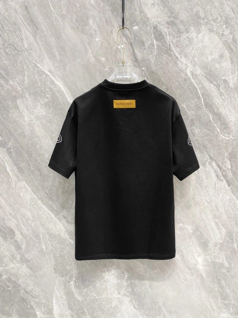 Louis Vuitton T-Shirts Comfortable 134716