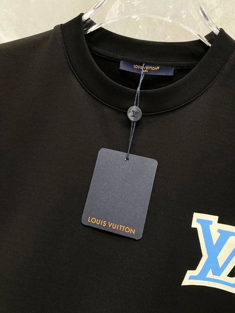 Louis Vuitton T-Shirts Comfortable 134716