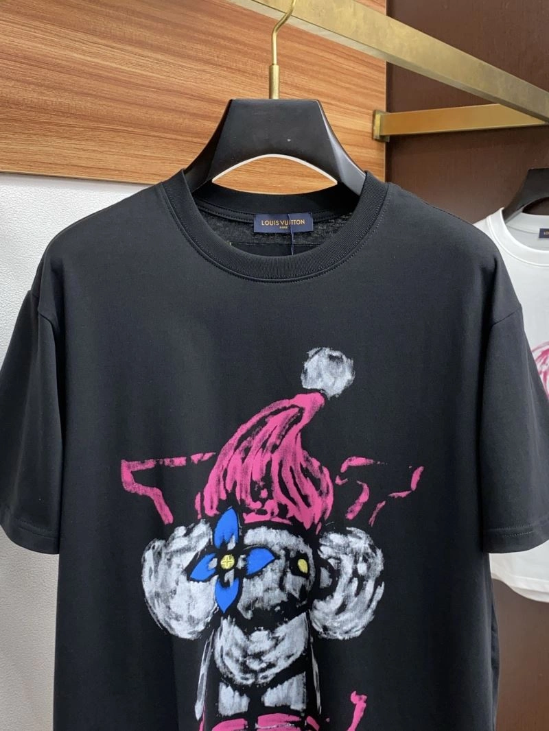 Louis Vuitton T-Shirts Soft 134694