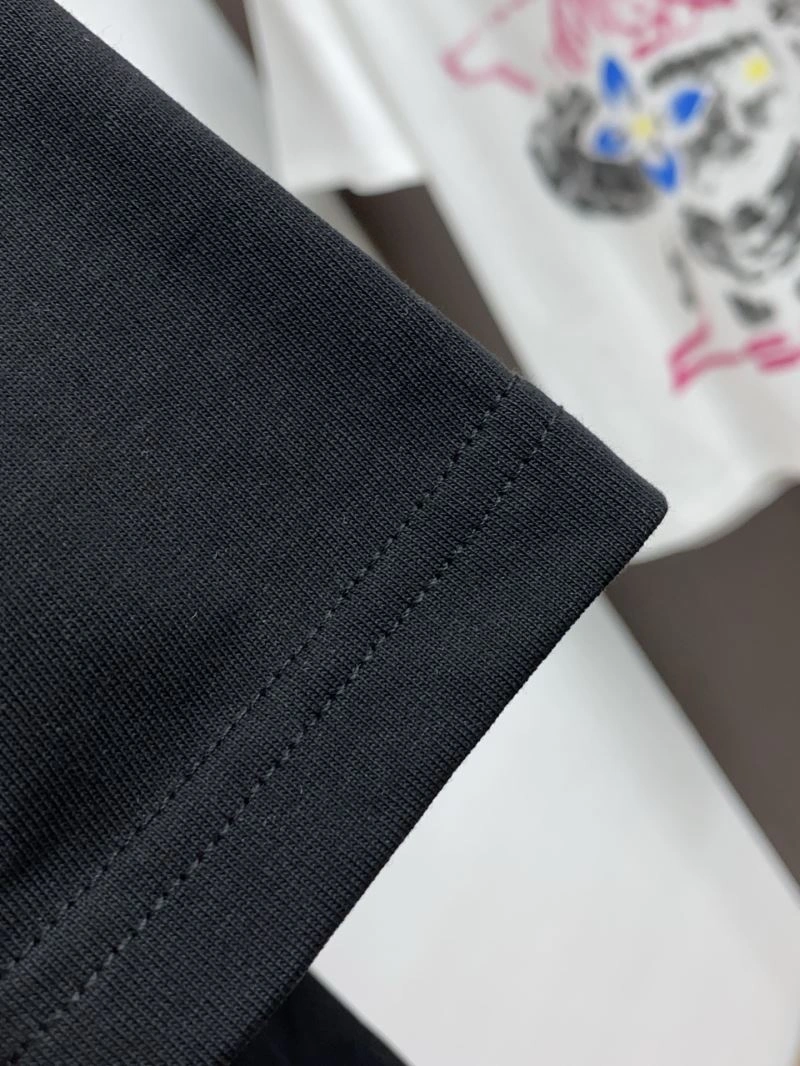 Louis Vuitton T-Shirts Soft 134694