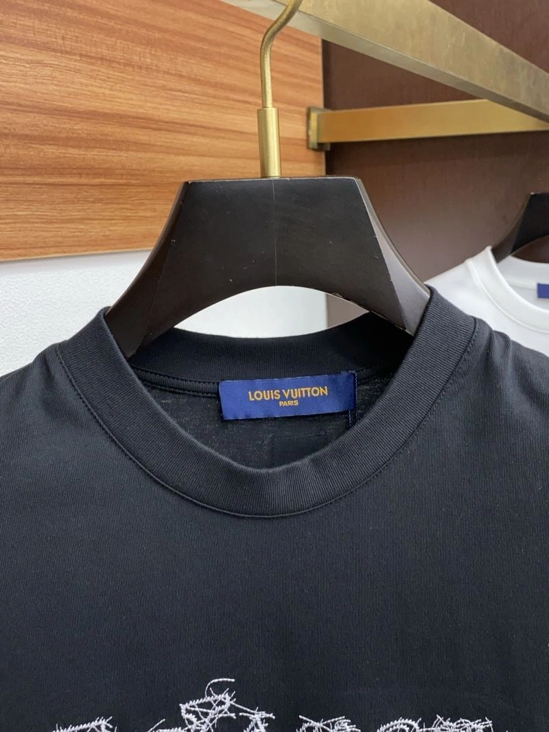 SoftTouch Louis Vuitton T-Shirts 134698