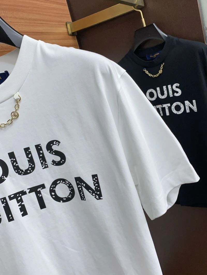 Louis Vuitton T-Shirts ModernLook 134704