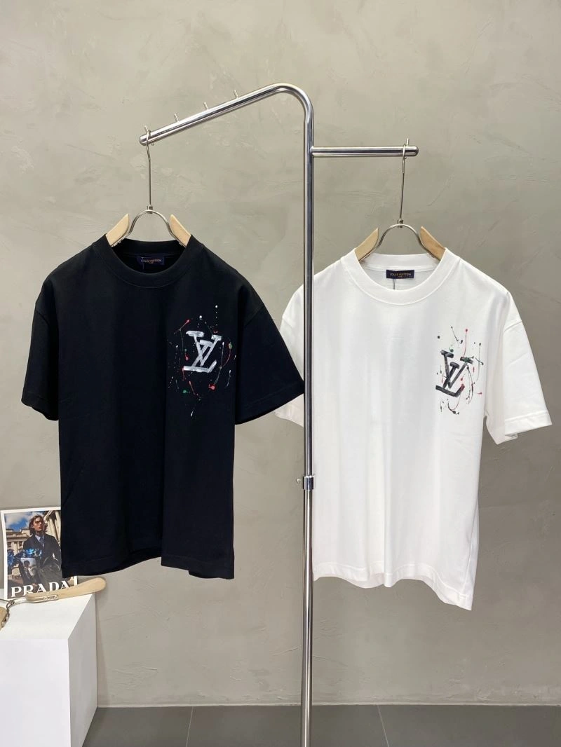 Louis Vuitton T-Shirts Minimalist 134691