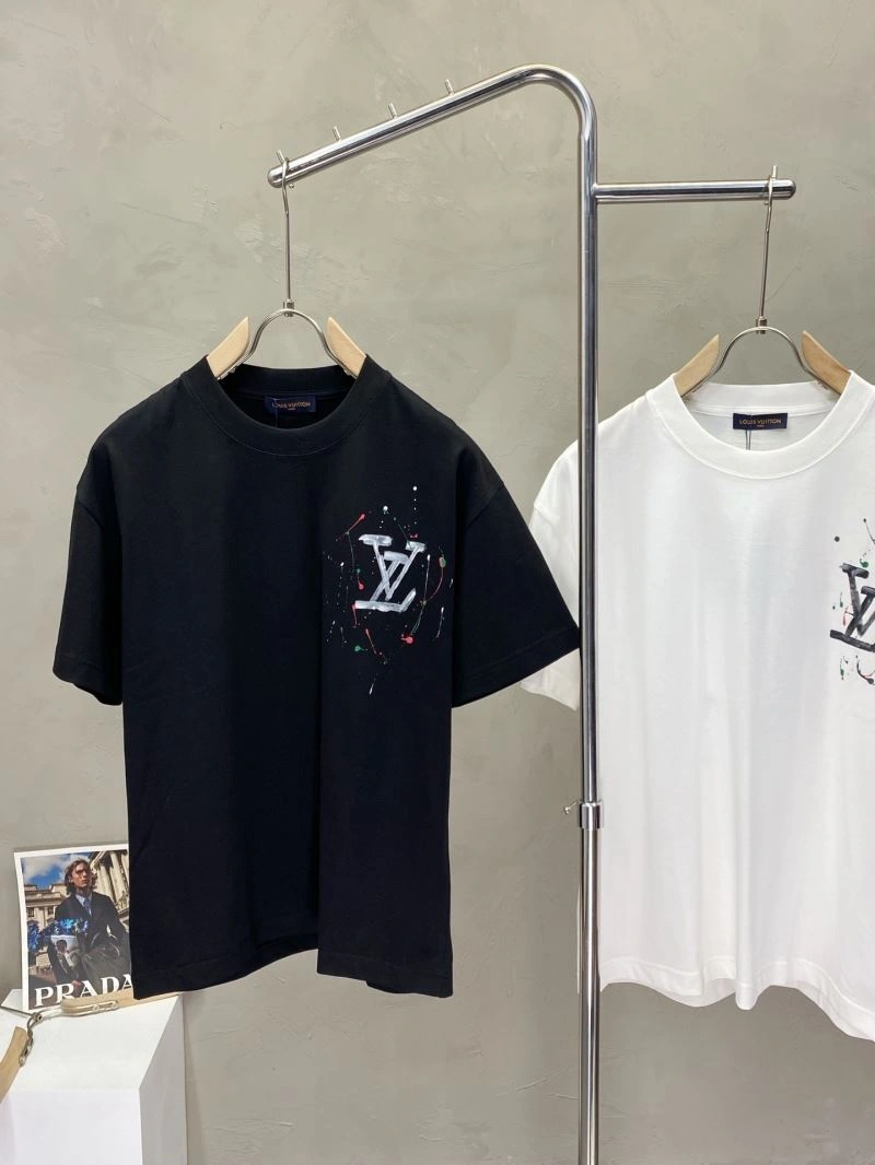 Louis Vuitton T-Shirts Minimalist 134691