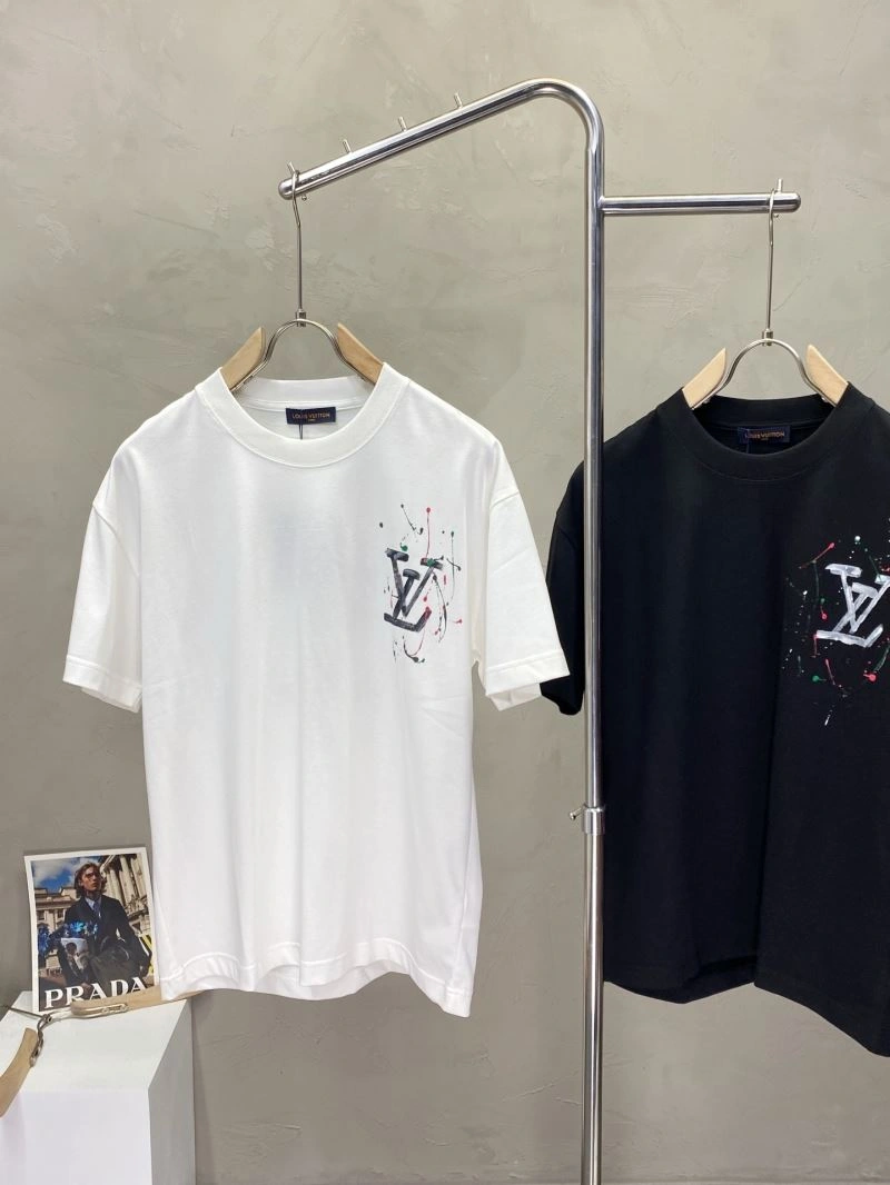 Louis Vuitton T-Shirts Minimalist 134691