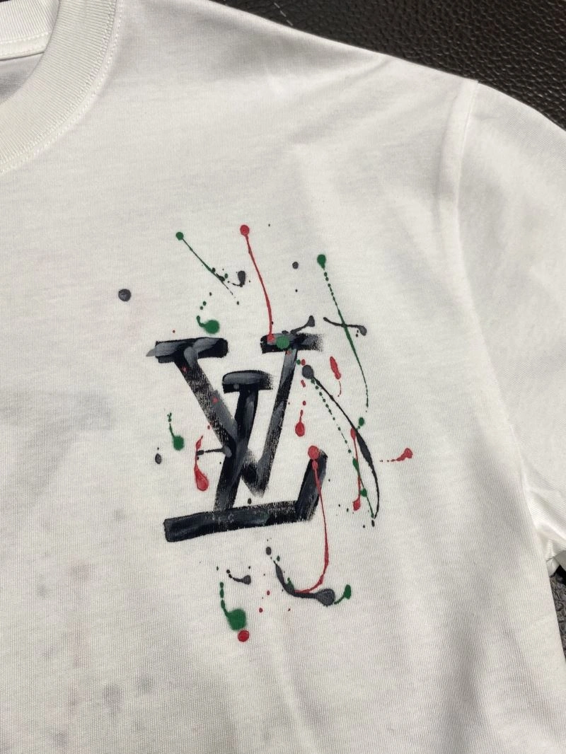 Louis Vuitton T-Shirts Minimalist 134691