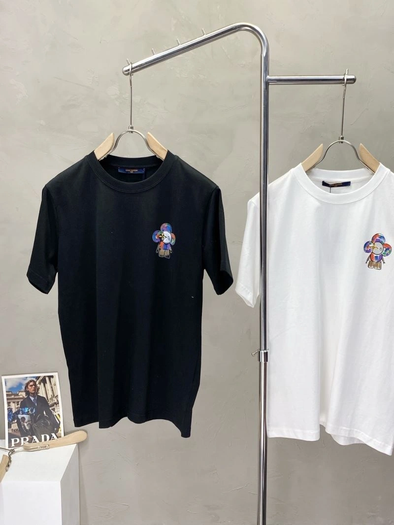Louis Vuitton T-Shirts Comfortable 134692
