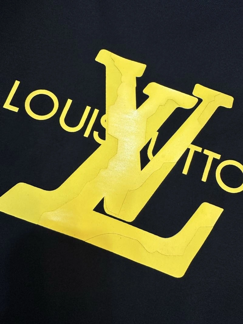 Breathable Louis Vuitton T-Shirts 134682