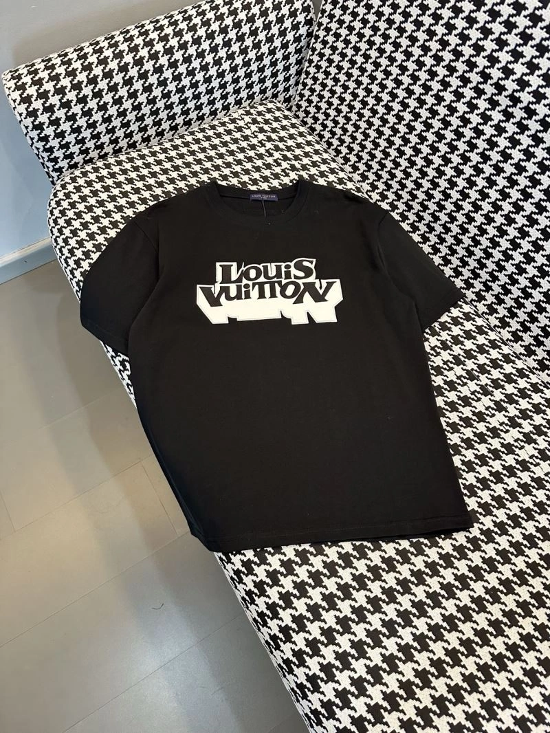 Louis Vuitton T-Shirts Timeless 134697