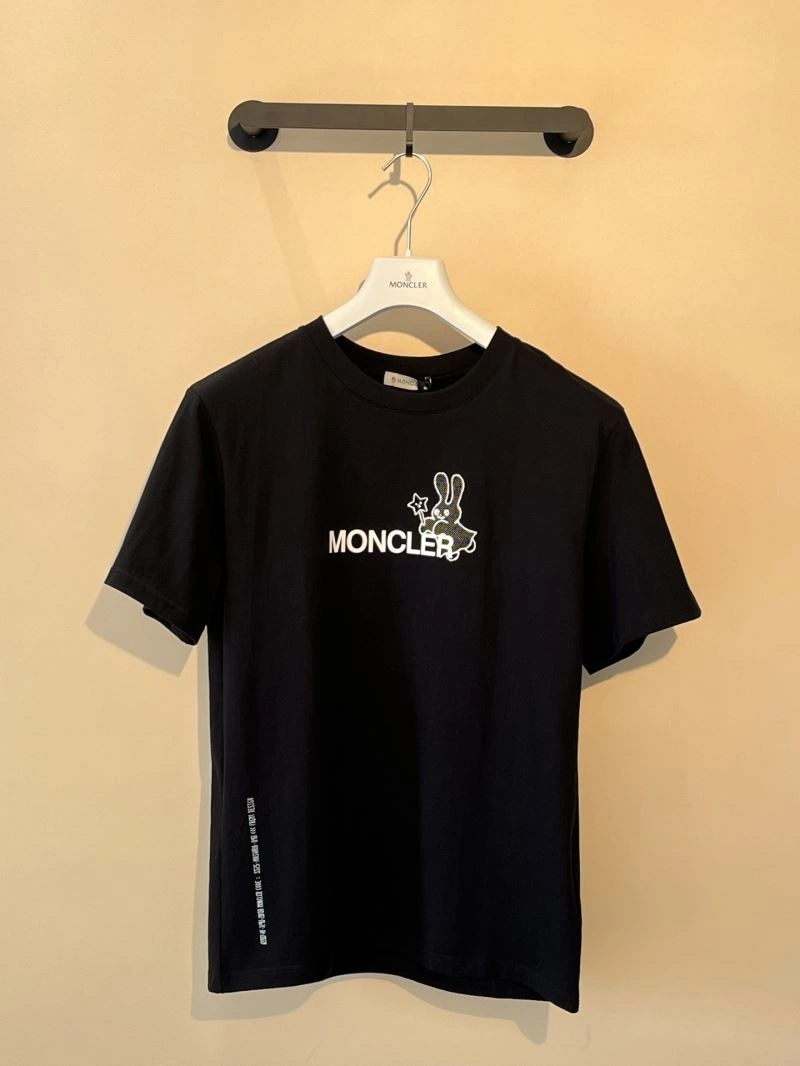 Neat Louis Vuitton T-Shirts 134706