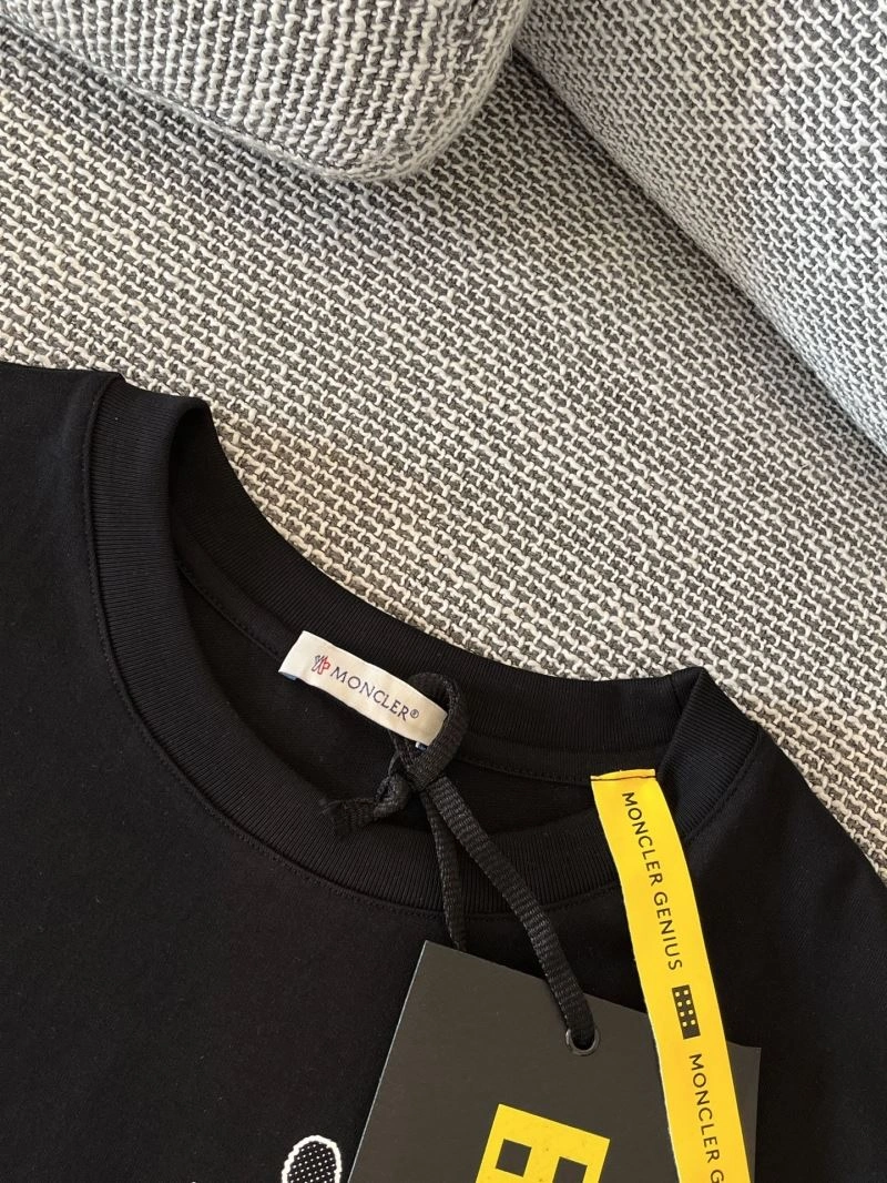 Neat Louis Vuitton T-Shirts 134706