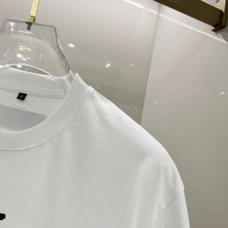 Louis Vuitton T-Shirts Minimalist 134679