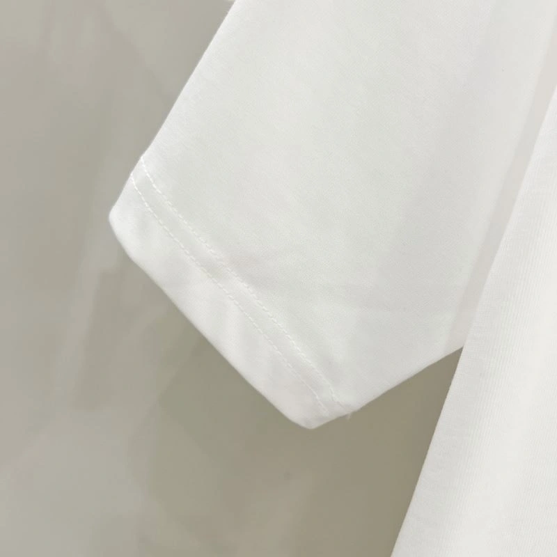Louis Vuitton T-Shirts Minimalist 134679