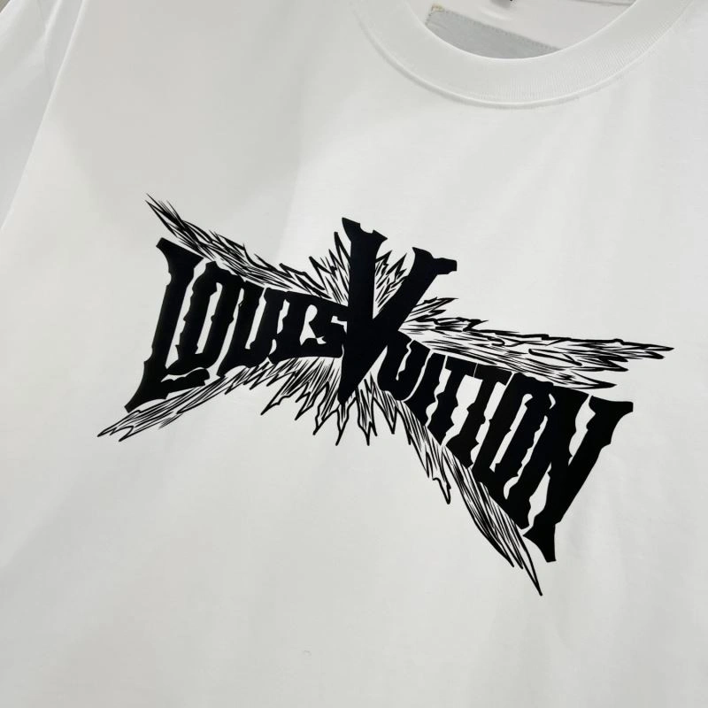 Louis Vuitton T-Shirts Minimalist 134679