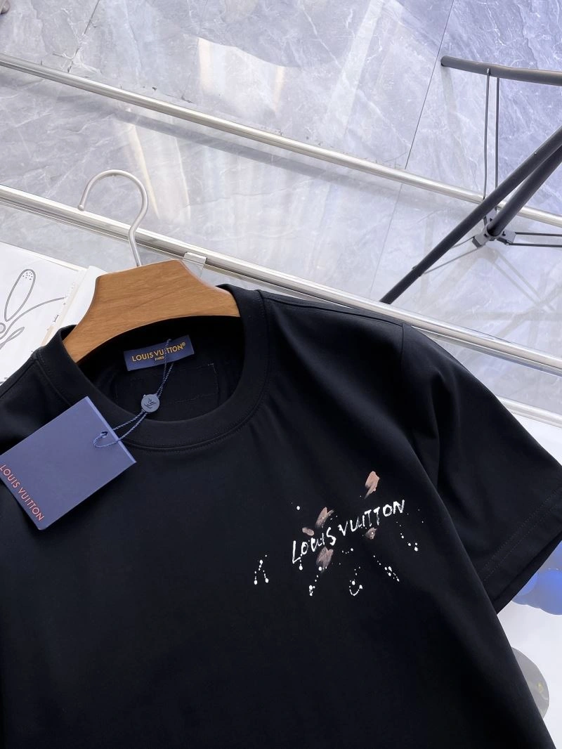 Louis Vuitton T-Shirts Resilient 134677