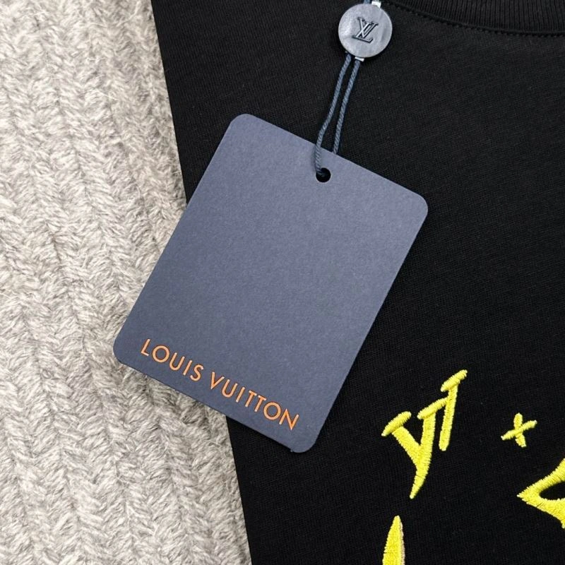 SmartChoice Louis Vuitton T-Shirts 134668