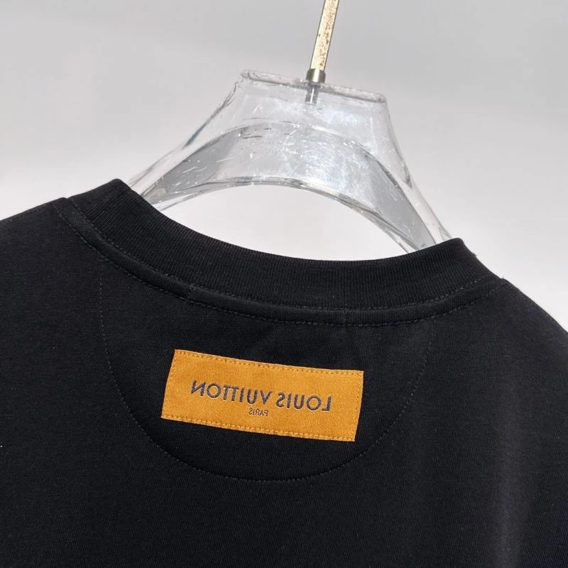 SmartChoice Louis Vuitton T-Shirts 134668