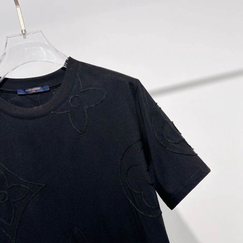 Louis Vuitton T-Shirts Durable 134647