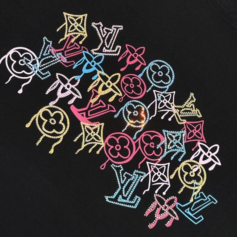 Seasonal Louis Vuitton T-Shirts 134649