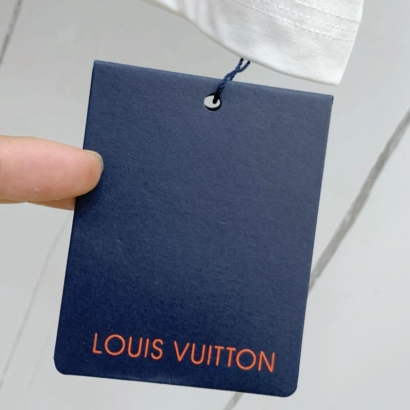 Louis Vuitton T-Shirts Timeless 134653