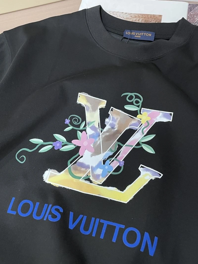 Supportive Louis Vuitton T-Shirts 134663