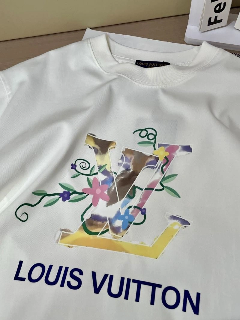 Supportive Louis Vuitton T-Shirts 134663