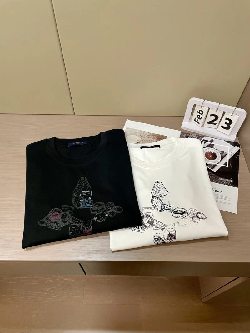 Elegant Louis Vuitton T-Shirts 134659