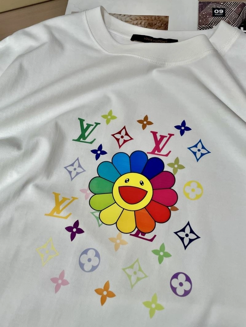 Louis Vuitton T-Shirts UrbanChic 134652