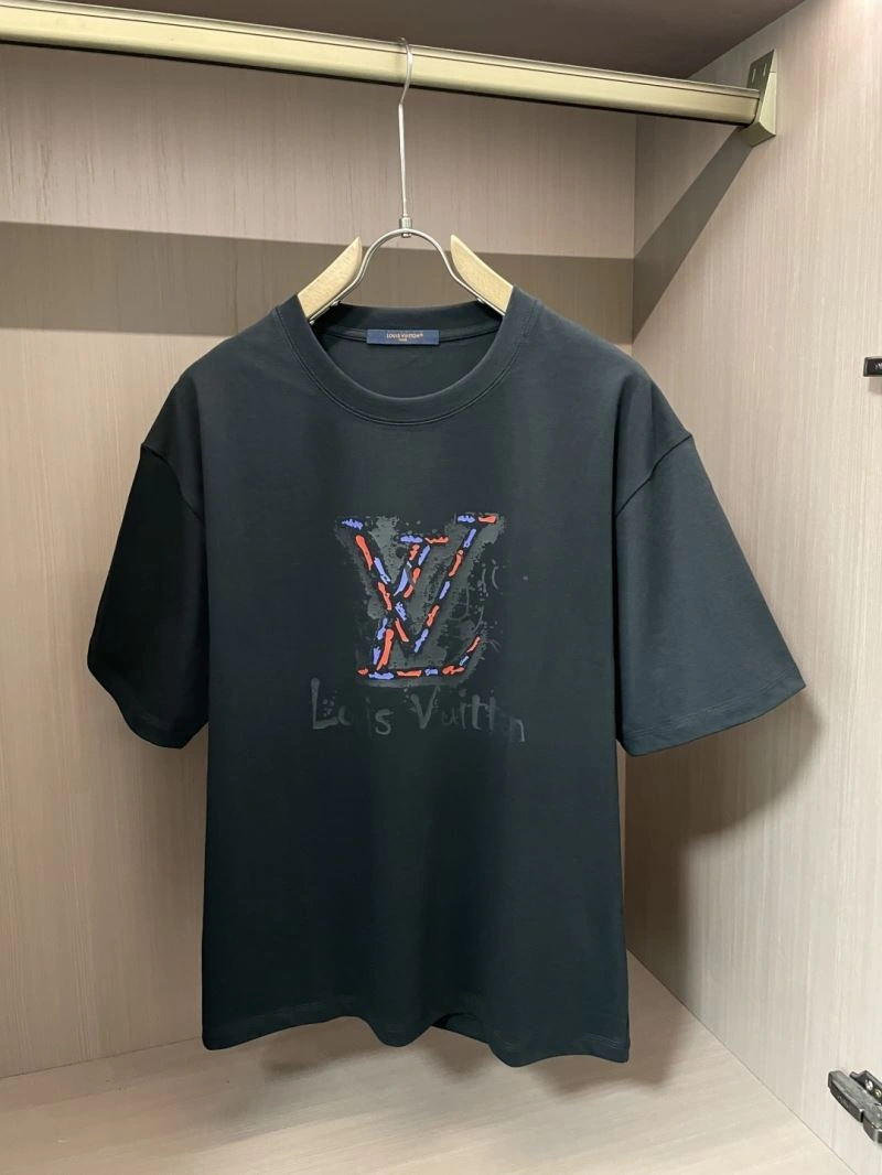 Louis Vuitton T-Shirts WellDesigned 134644