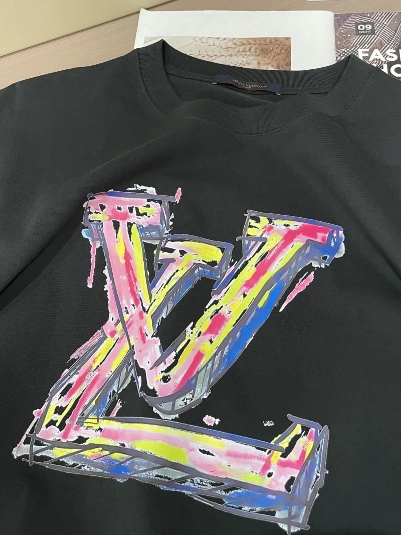 ComfortFit Louis Vuitton T-Shirts 134665