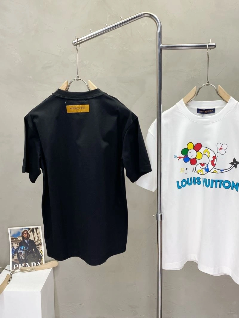 Breathable Louis Vuitton T-Shirts 134661