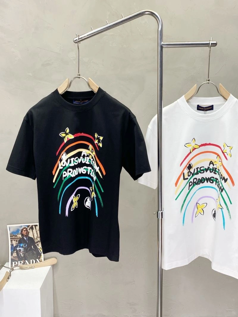 SmoothTexture Louis Vuitton T-Shirts 134639