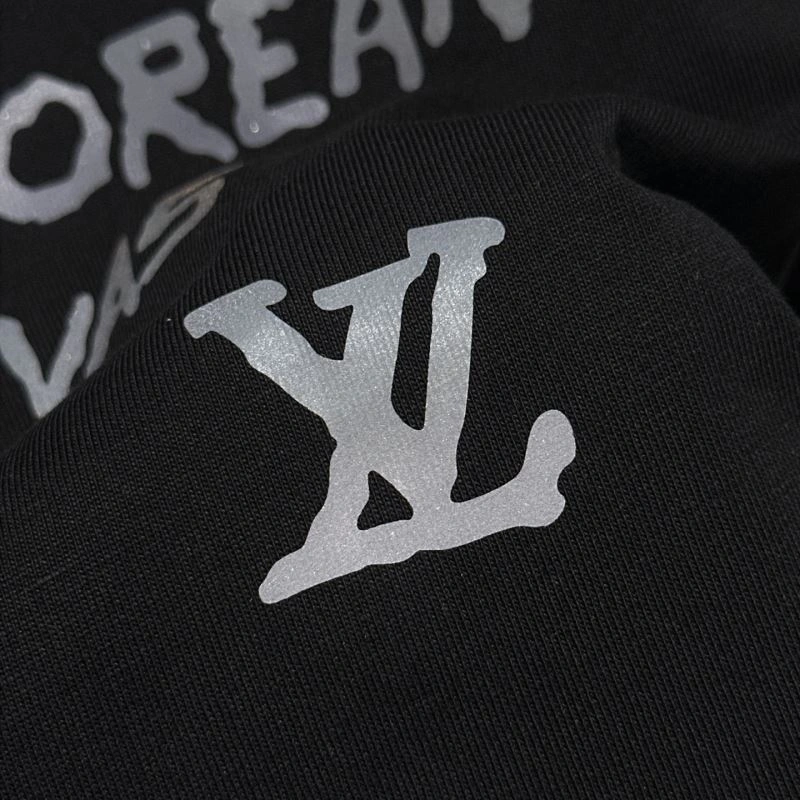 FlexibleFit Louis Vuitton T-Shirts 134650