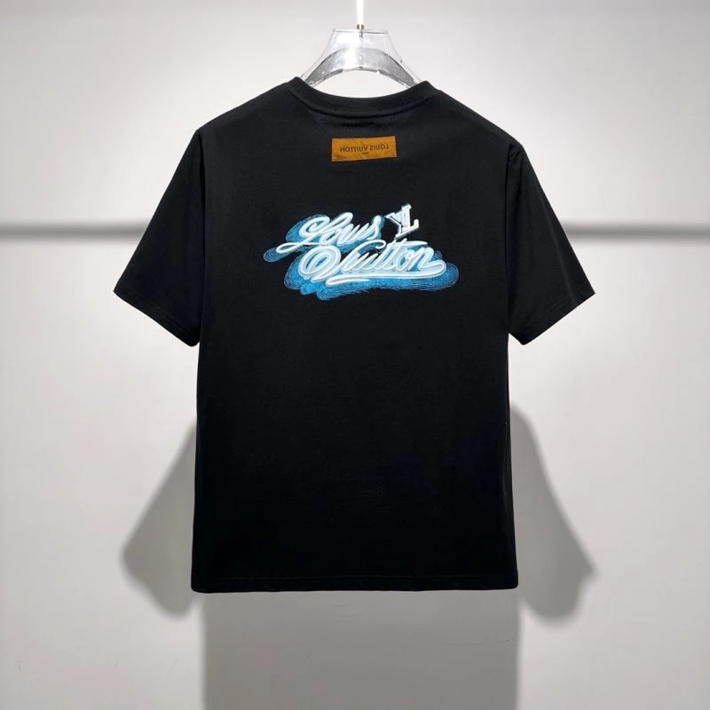 Sustainable Louis Vuitton T-Shirts 134636